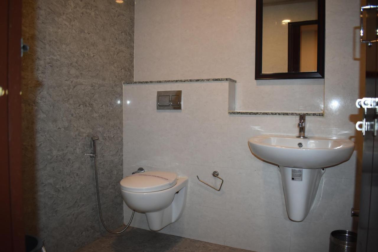 Hotel Ur Comforts Jayanagar Bangalore Exteriör bild