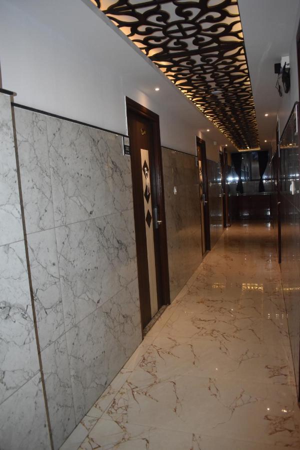 Hotel Ur Comforts Jayanagar Bangalore Exteriör bild