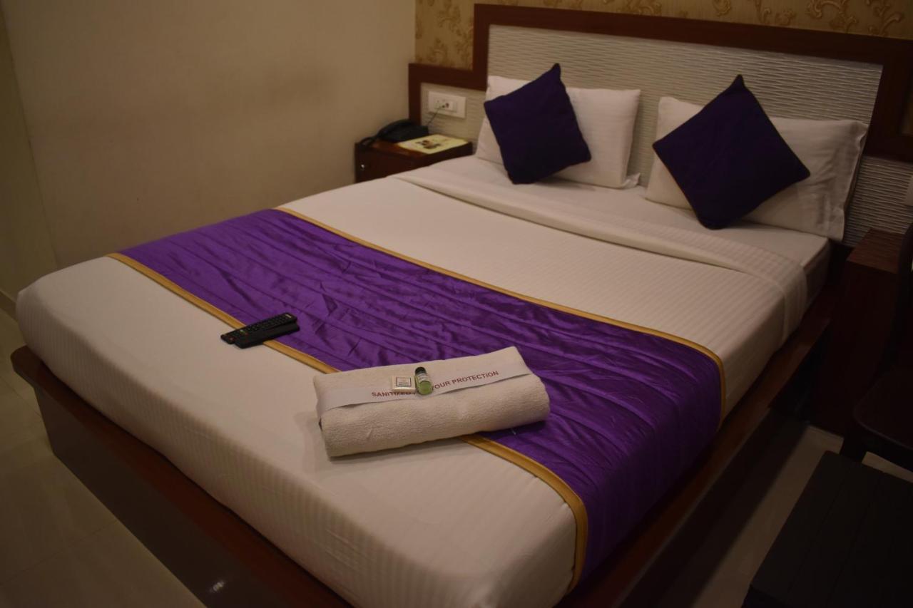 Hotel Ur Comforts Jayanagar Bangalore Exteriör bild